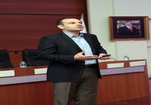 A.Ü'de Kariyer atılımı